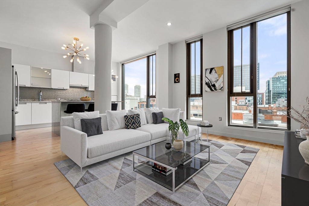 346 Congress St # 702