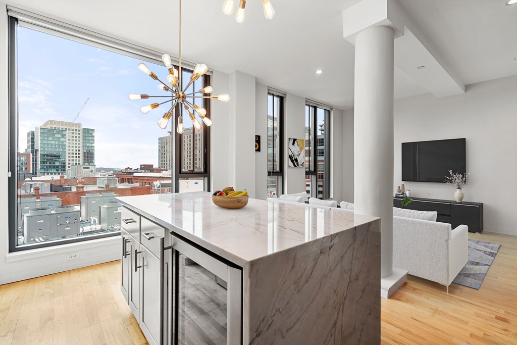 346 Congress St # 702