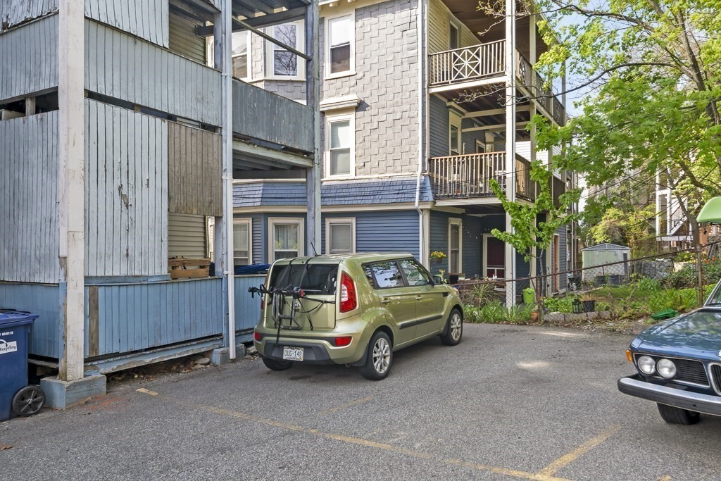 176 Hyde Park Ave # 1