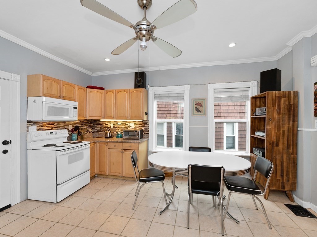 10 Edith Ave # 1