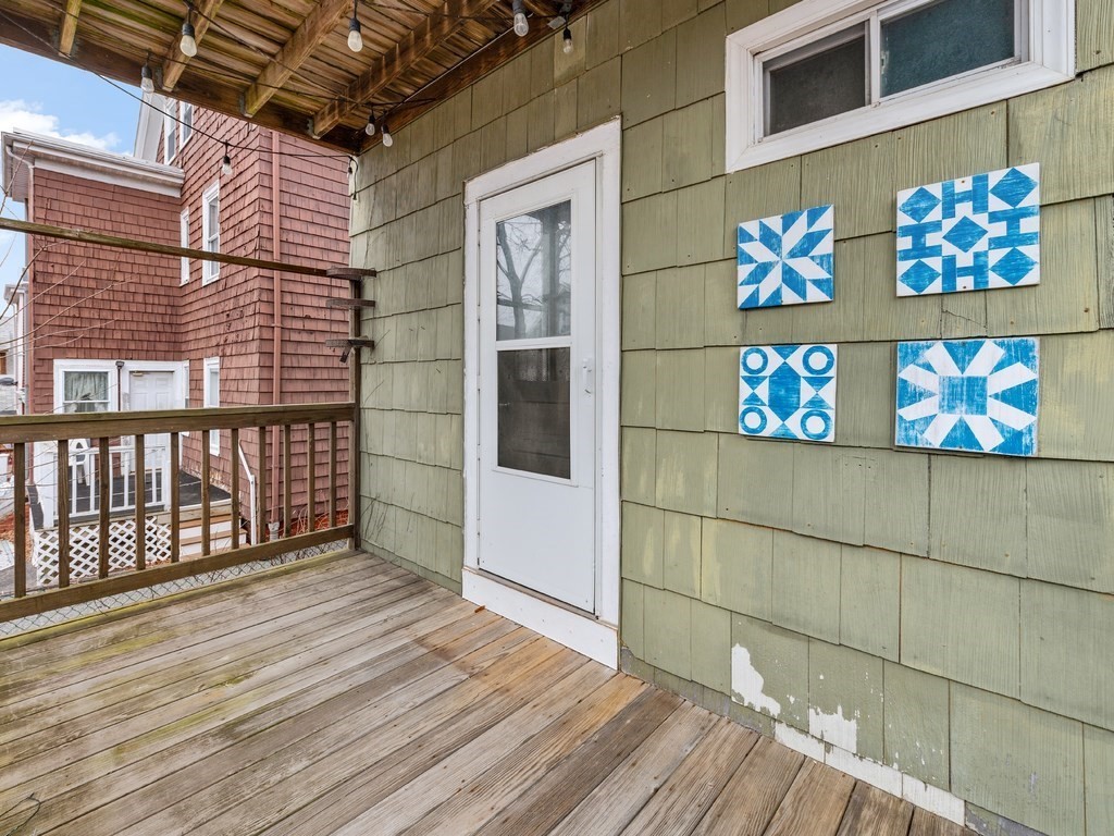 10 Edith Ave # 1