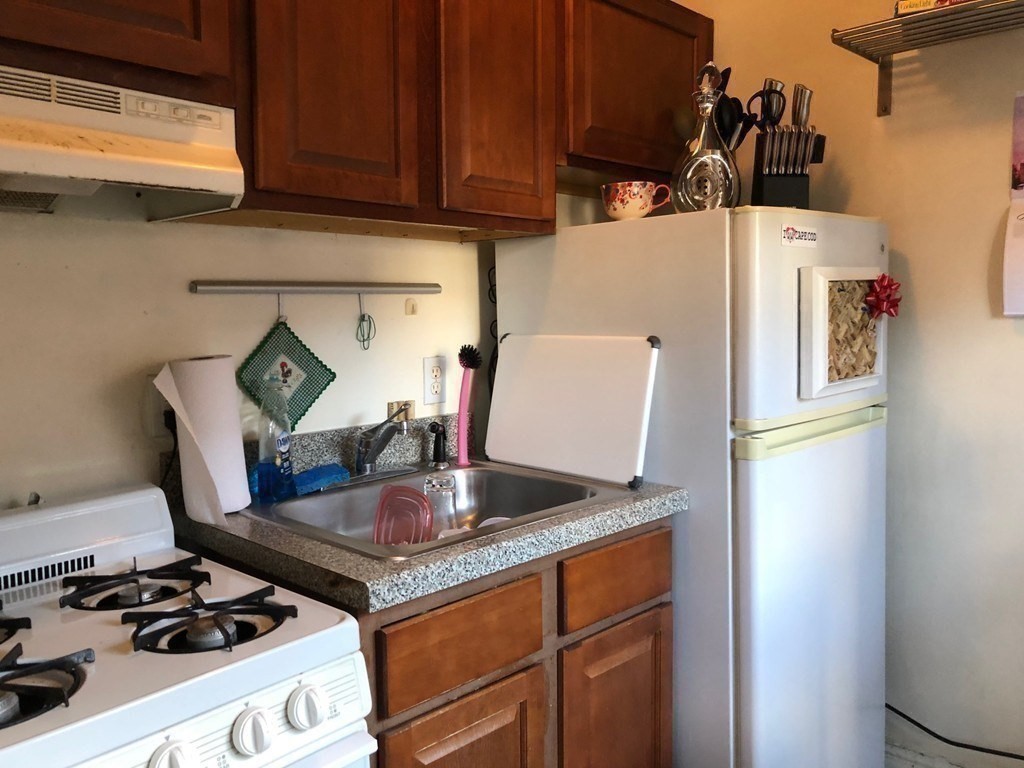 47 South Russell St # 5