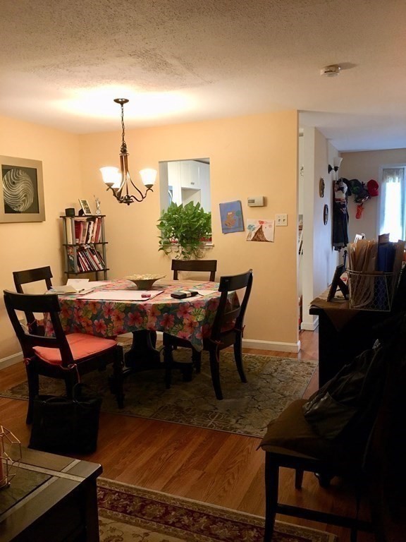 32 Village Hill Ln # 32