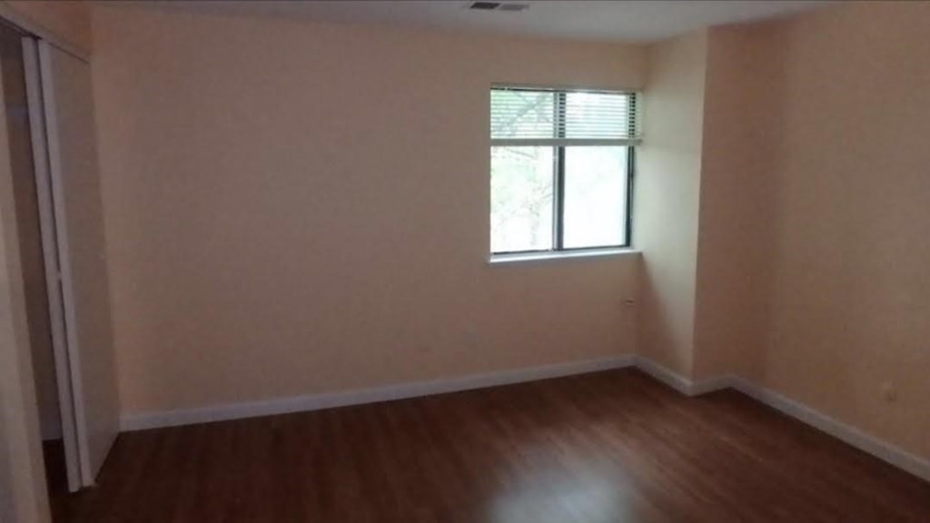 32 Village Hill Ln # 32