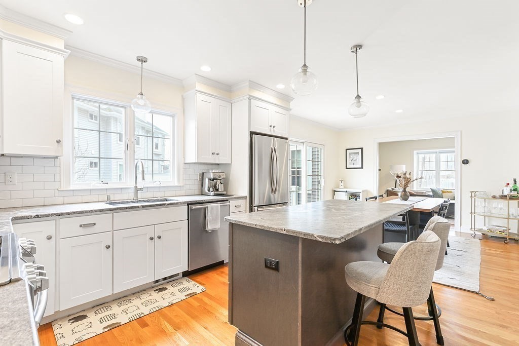 62 Maynard St # 1