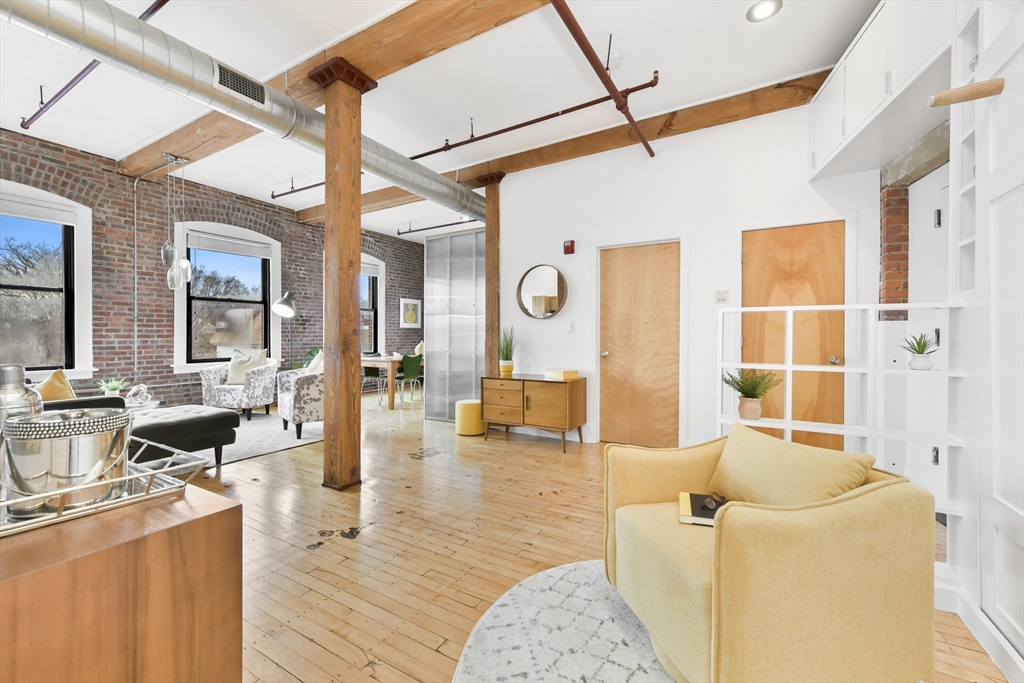 244 Brighton Ave # 304