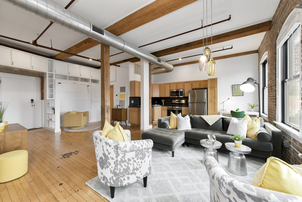 244 Brighton Ave # 304