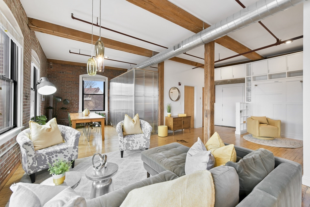 244 Brighton Ave # 304