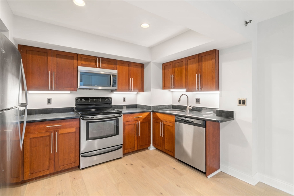 1600 Beacon # 212