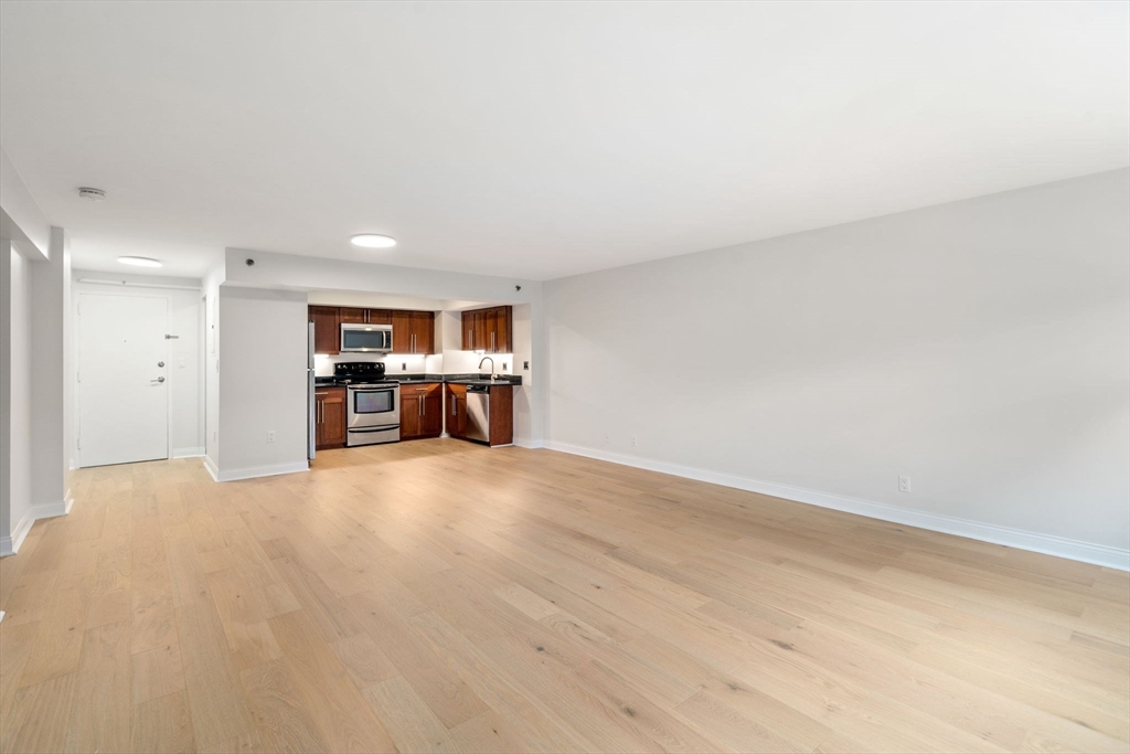 1600 Beacon # 212