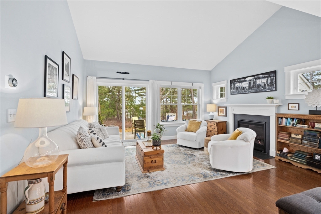 36 Inkberry Ln