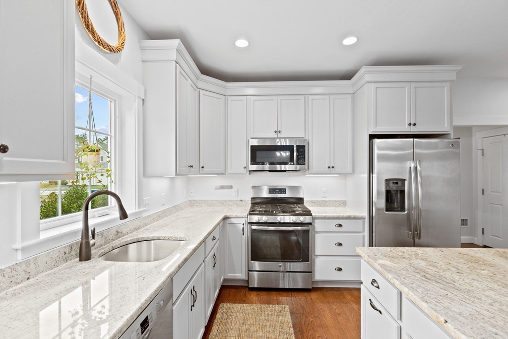 36 Inkberry Ln