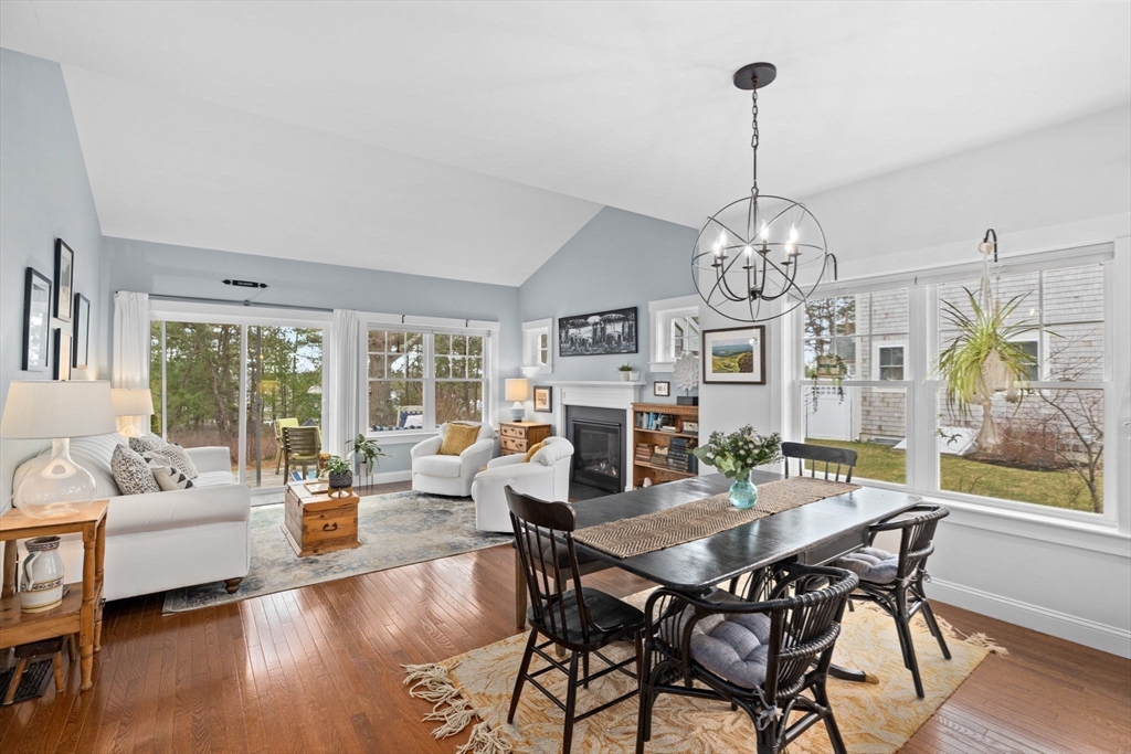 36 Inkberry Ln
