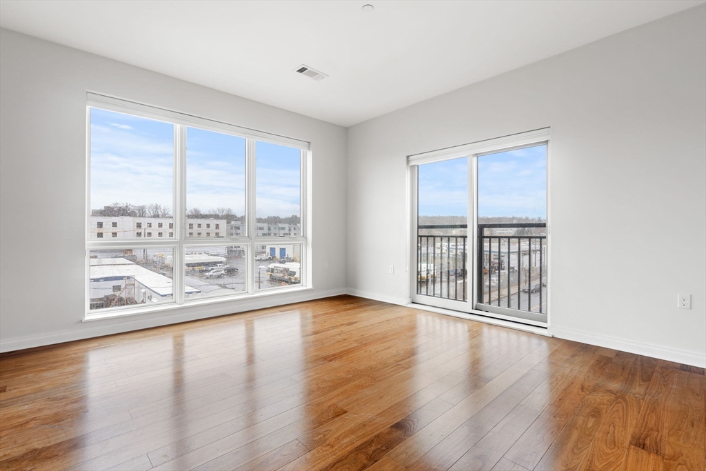 3531 Washington Street # 327