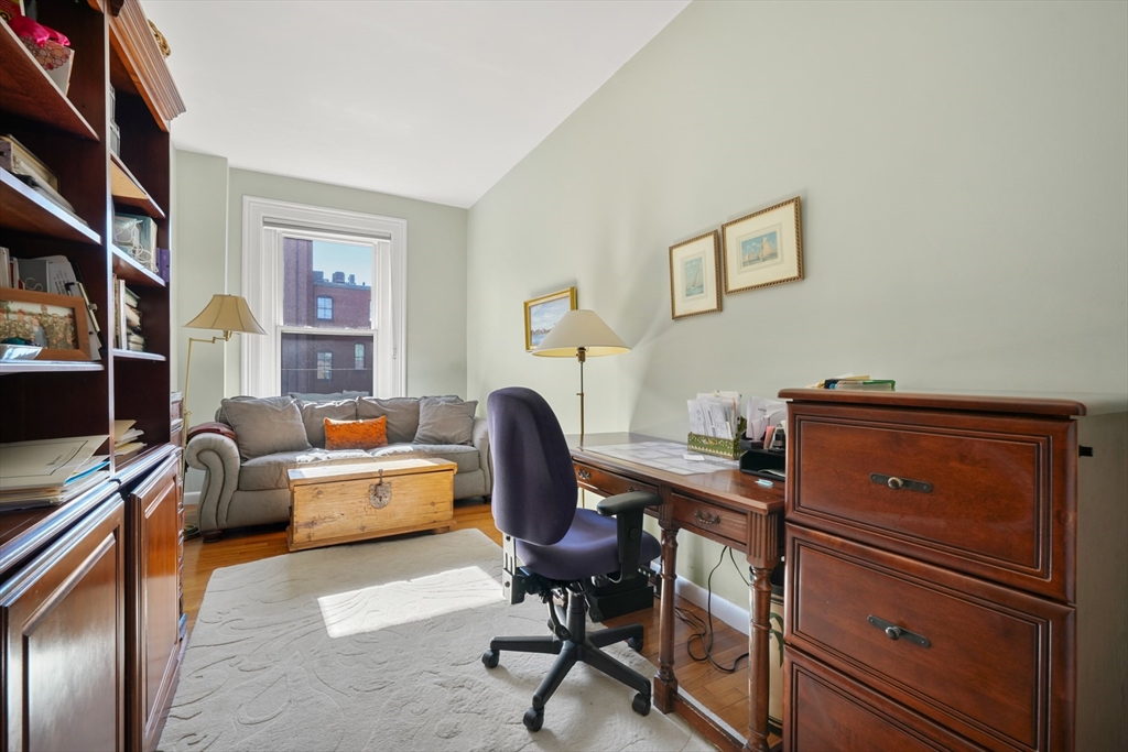 234 Marlborough # 4
