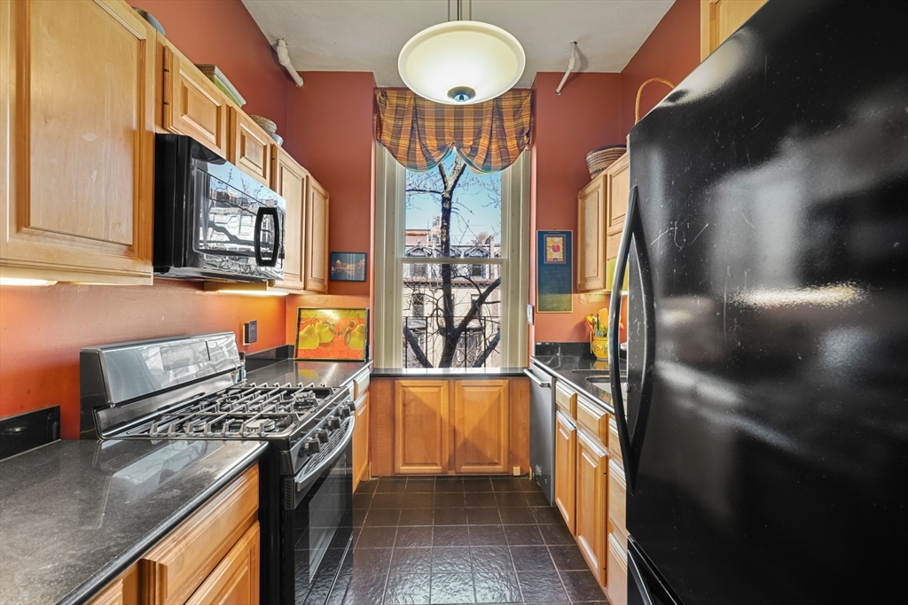 234 Marlborough # 4