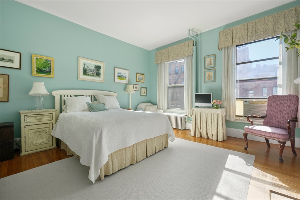234 Marlborough # 4