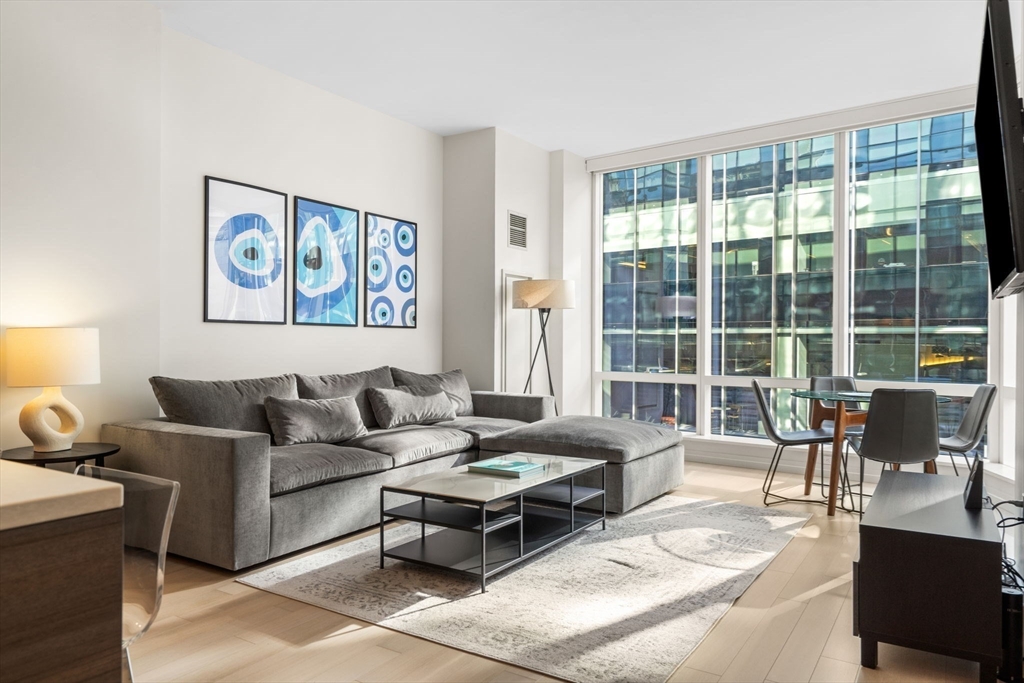 1 Franklin Street # 1001