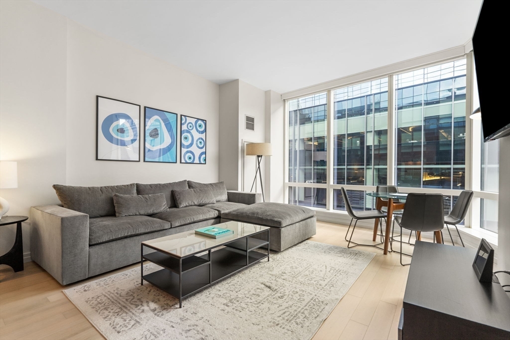 1 Franklin Street # 1001