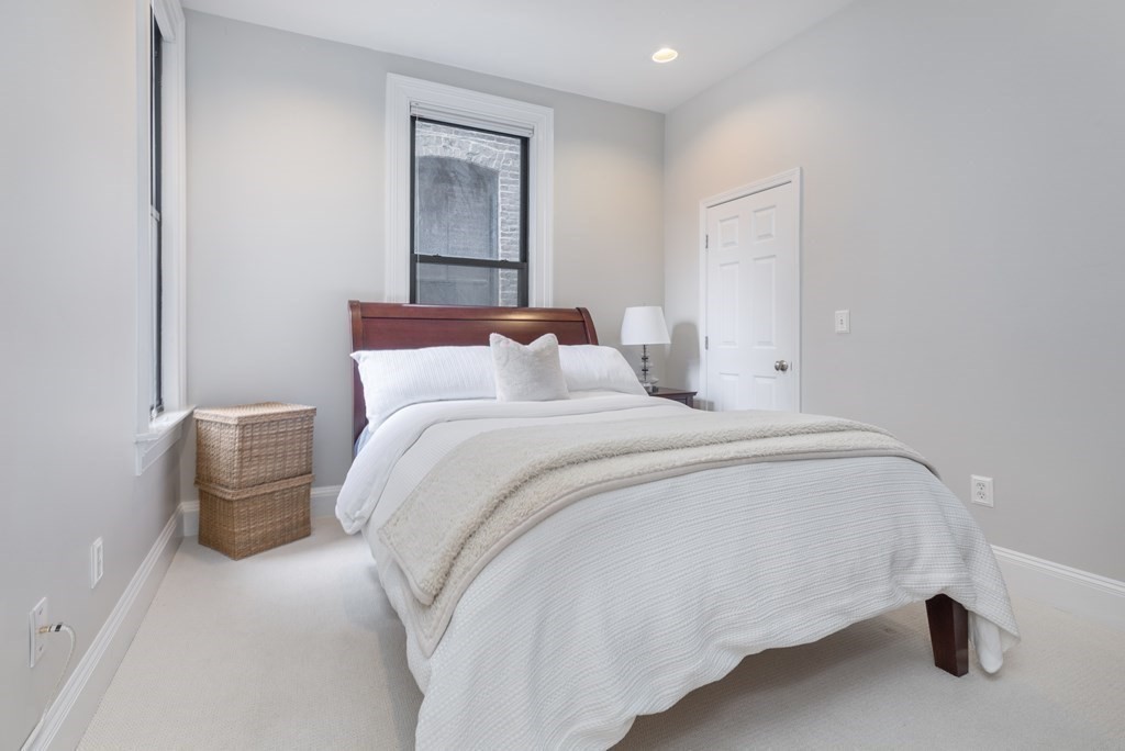 301 Shawmut # 24