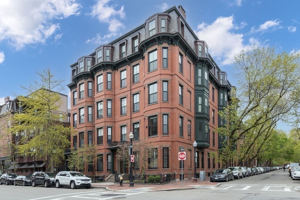 301 Shawmut # 24
