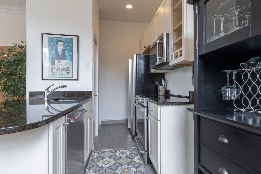 301 Shawmut # 24
