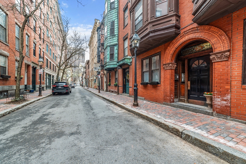 36 Myrtle Street # 5
