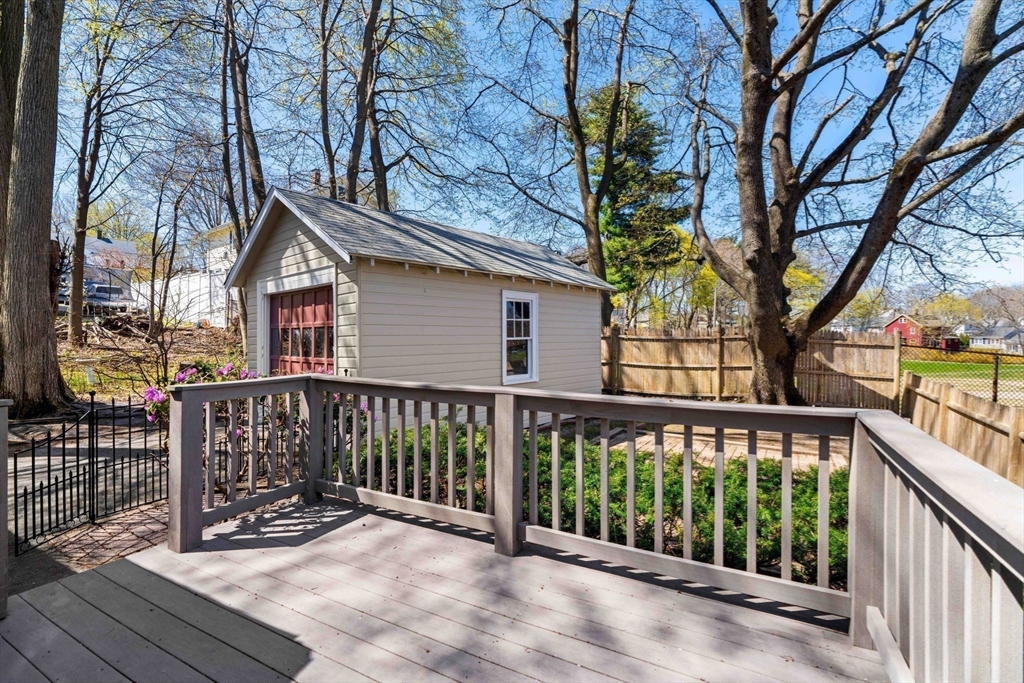 156 Russett Rd