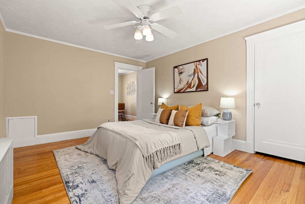 156 Russett Rd