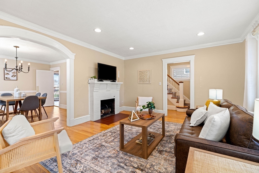 156 Russett Rd