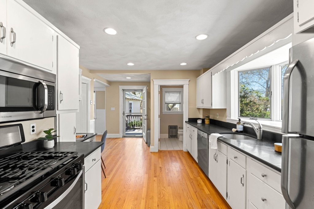 156 Russett Rd