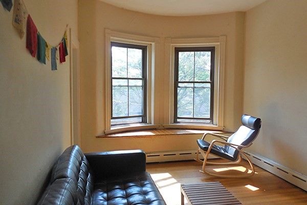 114 Willow St # 3