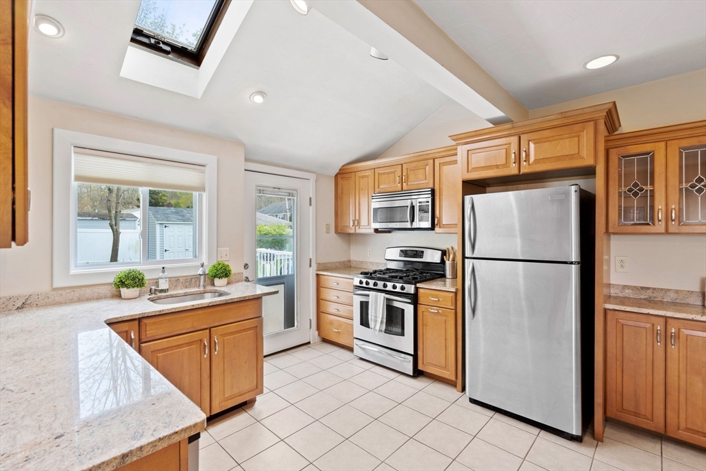 12 Oconnell Avenue # 12