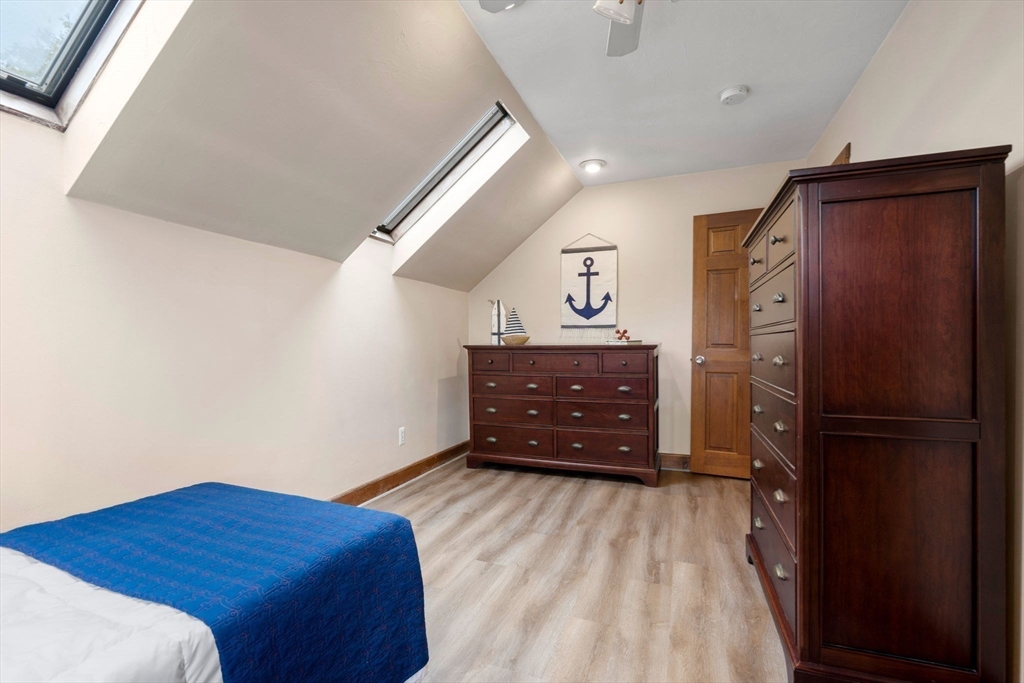 12 Oconnell Avenue # 12