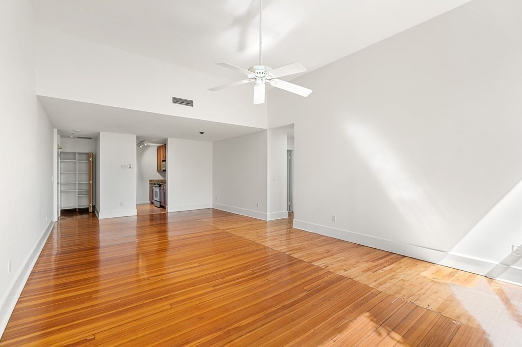 185 Morrison Ave # 102