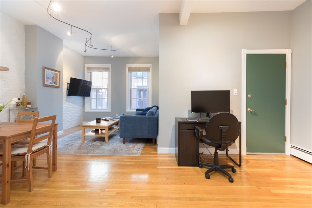 20 Gray St # 3