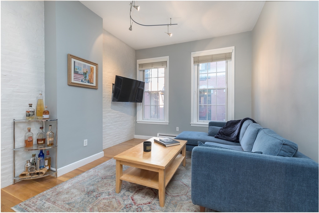 20 Gray St # 3