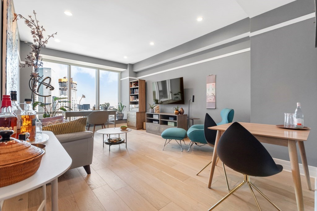 2 Avery St # 24A