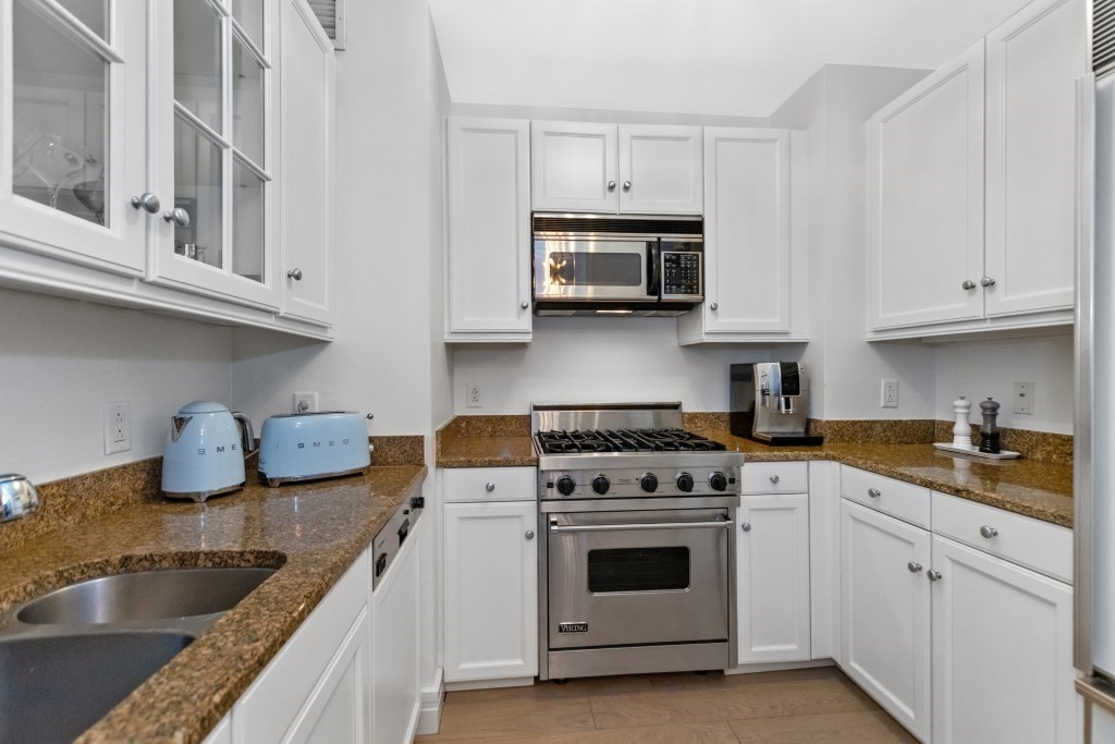 2 Avery St # 24A