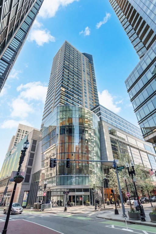 2 Avery St # 24A