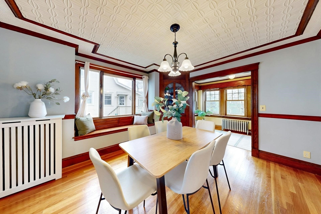 19 Barrett St