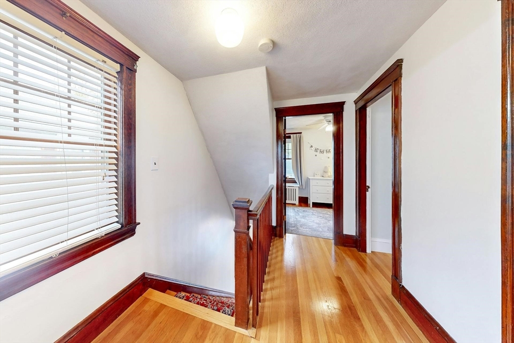 19 Barrett St