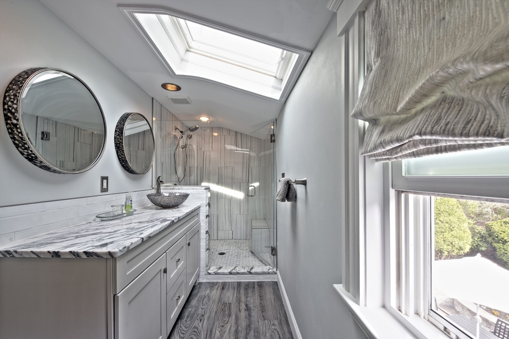 399 Lowell