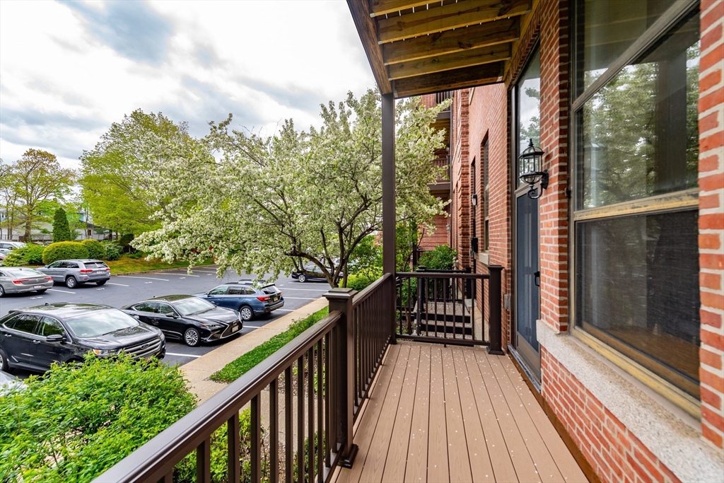 22 Abigail Ave # 210