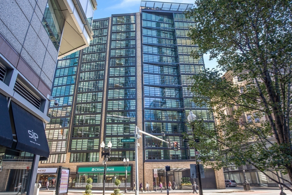 580 Washington St. # 1002
