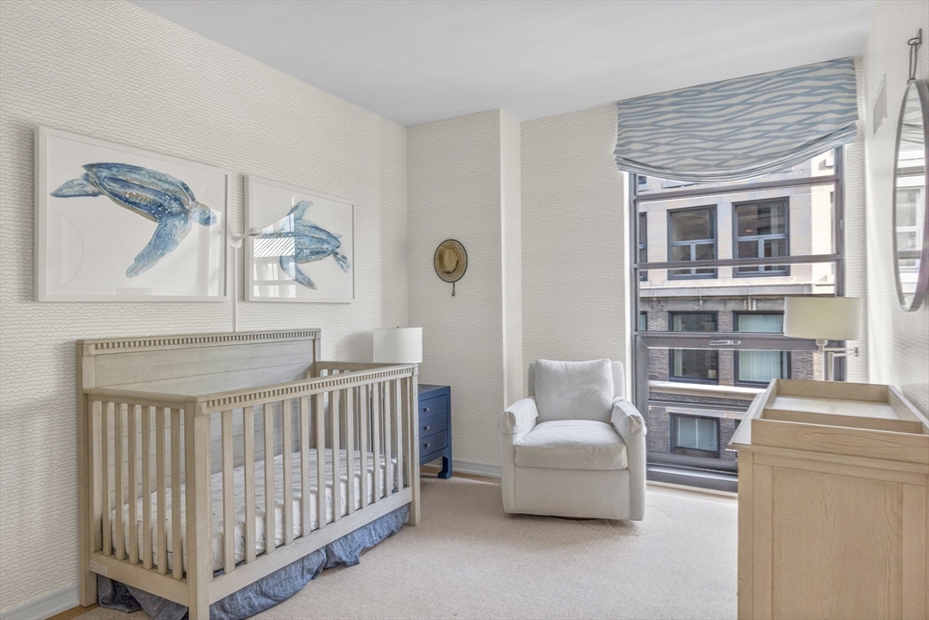 580 Washington St. # 1002