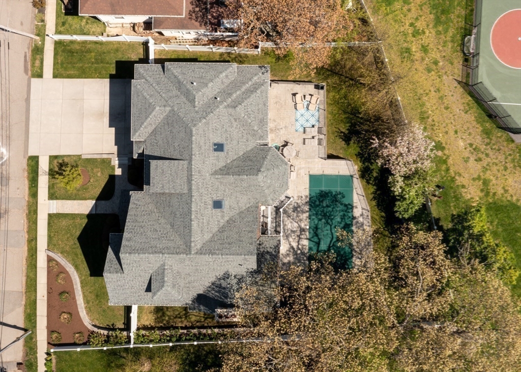 135 Shore Ave