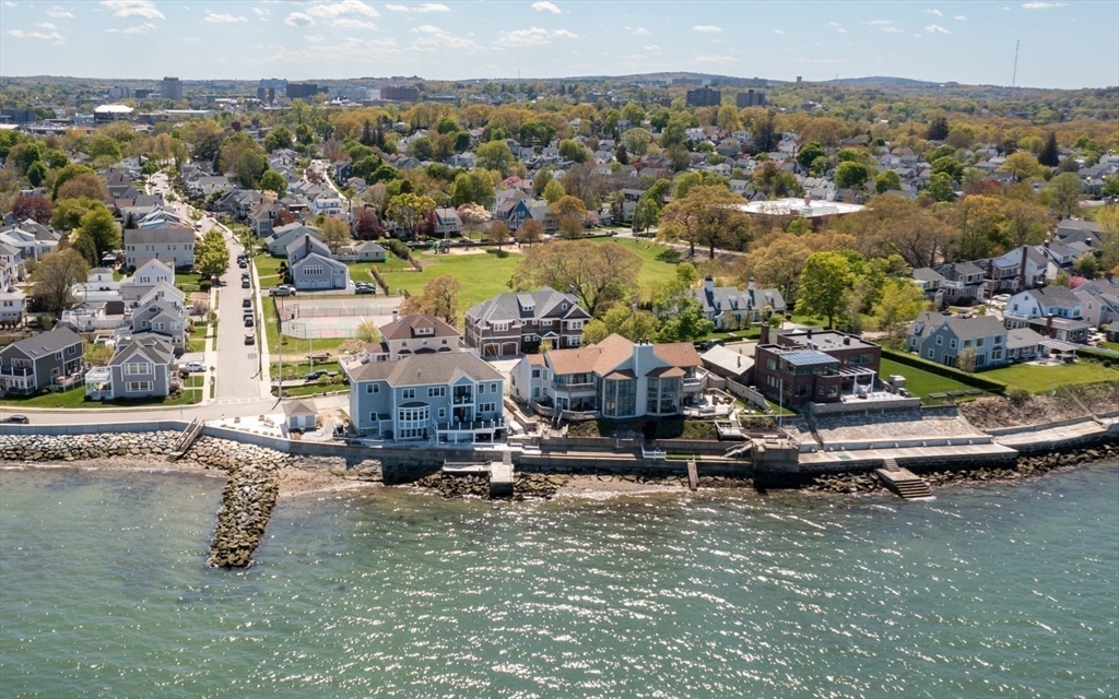 135 Shore Ave