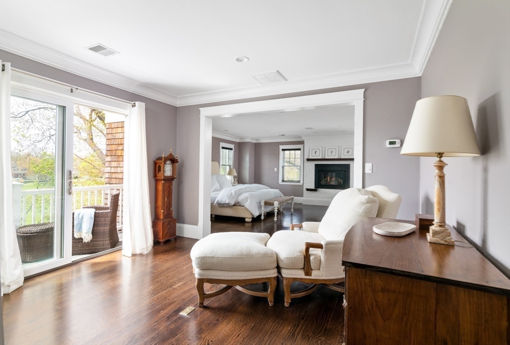 135 Shore Ave