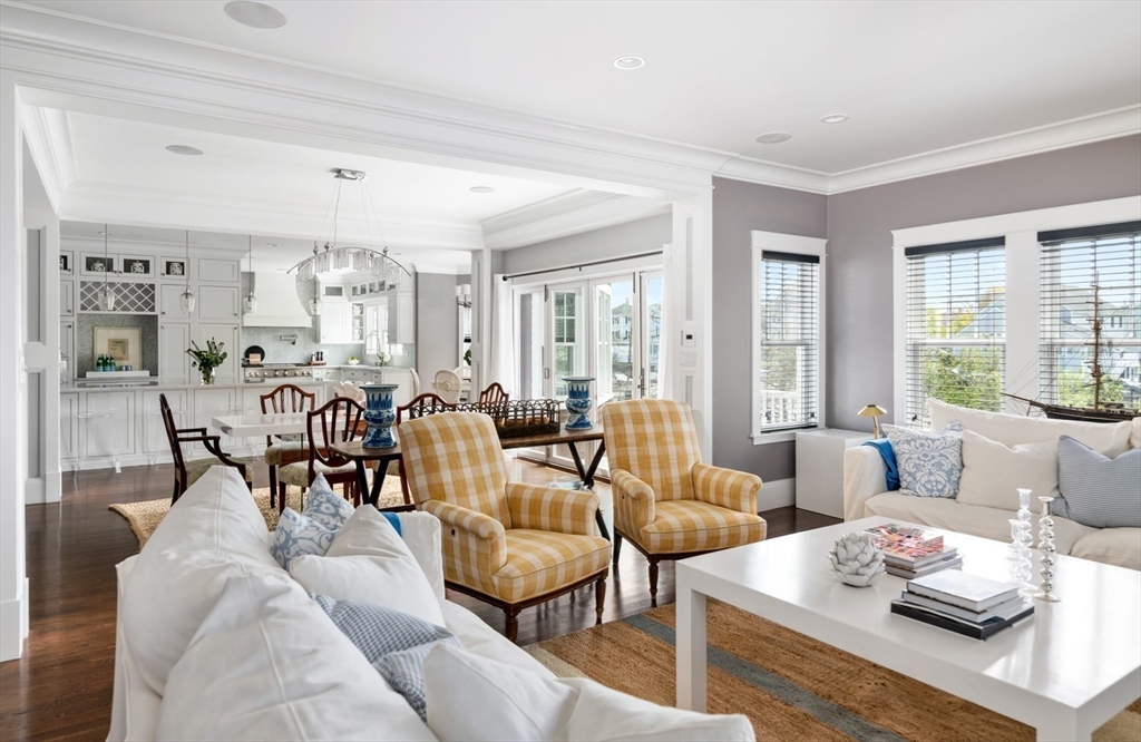 135 Shore Ave
